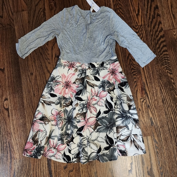 NWT Hello Miz Maternity Floral Knee Length Flowy Dress - Picture 3 of 3